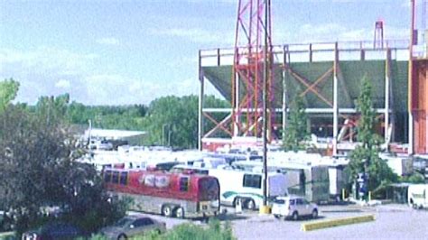 Not your average tailgaters, McMahon Stadium lot becomes an exclusive Stampede RV park | CTV News