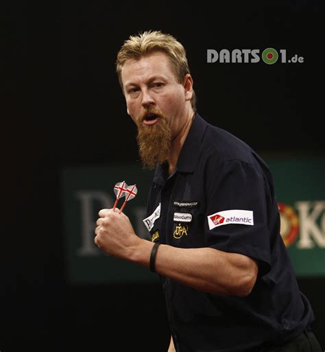 Comparison PDC and BDO, hobbies - Interview with Simon Whitlock at Darts 1