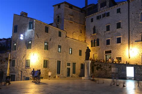 Old Town Centre at Night | Šibenik | Pictures | Croatia in Global-Geography
