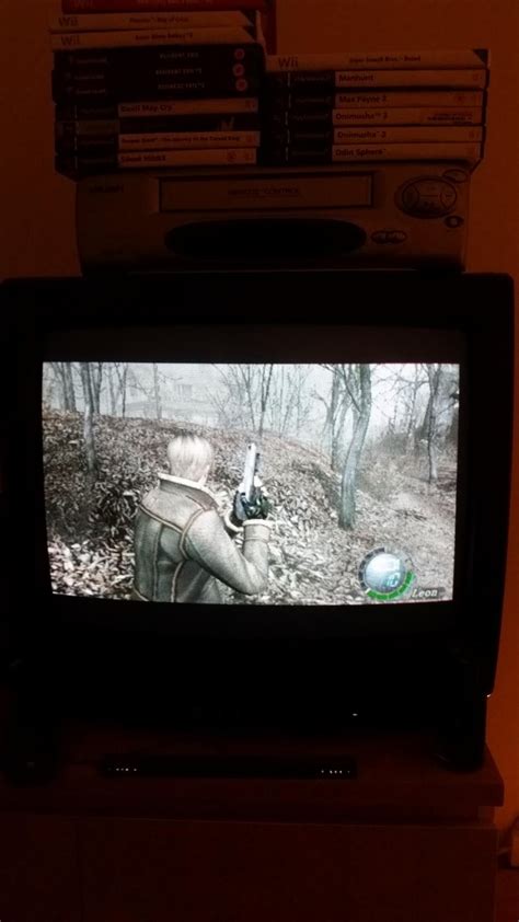 I thought I'd try the original Gamecube RE4 and I'm already STUCK. Where is the text on-screen ...