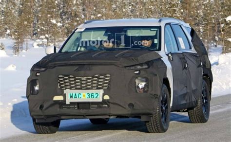 Hyundai Working On New Flagship SUV