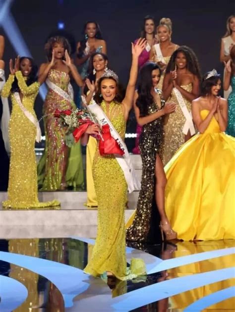 Miss USA 2023 - Vivan एक्सप्रेस