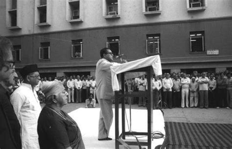 Rare, Black And White Photos From Pranab Mukherjee's Younger Days In Office In The 80s ...