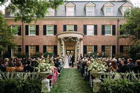 Carolina Inn Spring Wedding | Ginny Corbett