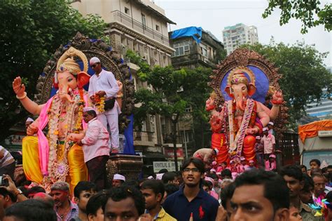 Ganesh (Ganpati) Visarjan in Mumbai: Faces of God