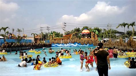 Games at Sun City Water and Theme Park - Madiun, Indonesia - YouTube