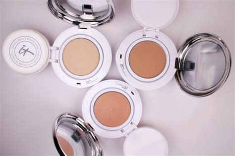 IT Cosmetics Confidence In A Compact: swatches of EVERY shade | we heart this