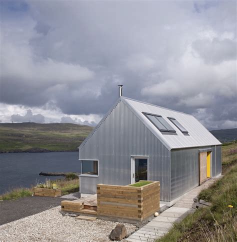 Gallery of Tinhouse / Rural Design - 14