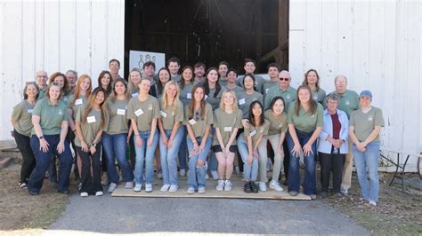 UW–Madison journalism students help Madison Area Food Pantry Gardens announce expansion