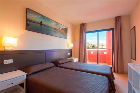 Fuengirola Beach - Fuengirola hotels | Jet2holidays