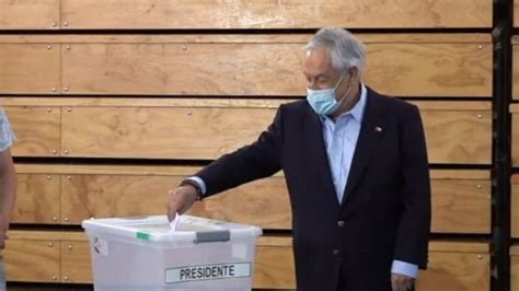 Elecciones en Chile: Sebastián Piñera votó y le deseó "sabiduría, prudencia y éxito" a su ...