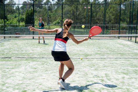 What is Padel Tennis? - EverythingPadel - What is the Fast Growing Sport