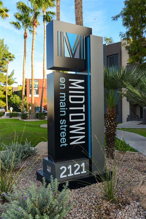 Midtown On Main - Denyse Signs | Monument signage, Entrance signage, Architectural signage