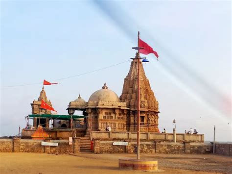 Here’s Why Rukmini Devi Temple Is Away From Krishna Temple In Dwarka ...