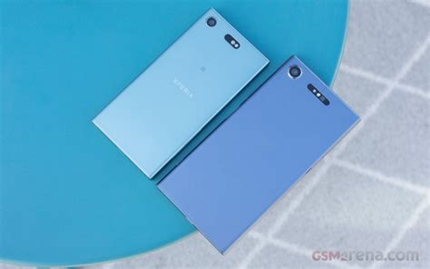 Sony Xperia XZ1 Compact pictures, official photos