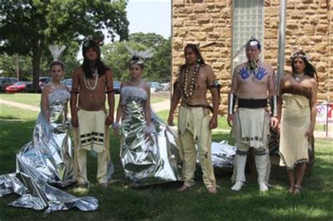 Osage designer displays creations to tribal members - Osage News