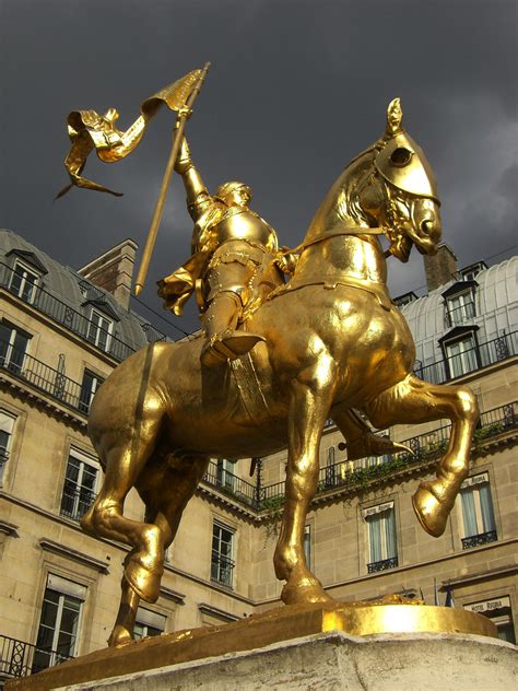 Dramatic Jeanne d'Arc | Jeanne d'Arc is a gilded bronze eque… | Flickr