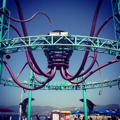 Santa Monica Pier Aquarium - Agoura Hills Mom