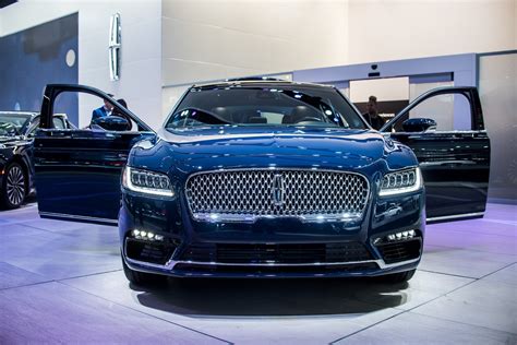 Don't Discount the 2017 Lincoln MKZ as a Viable Luxury Car