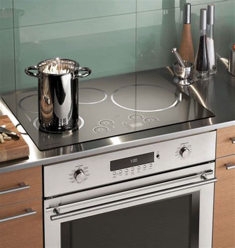 First Class Induction Cooktop Range The Small Kitchen Design | Agafya Murasakinyack