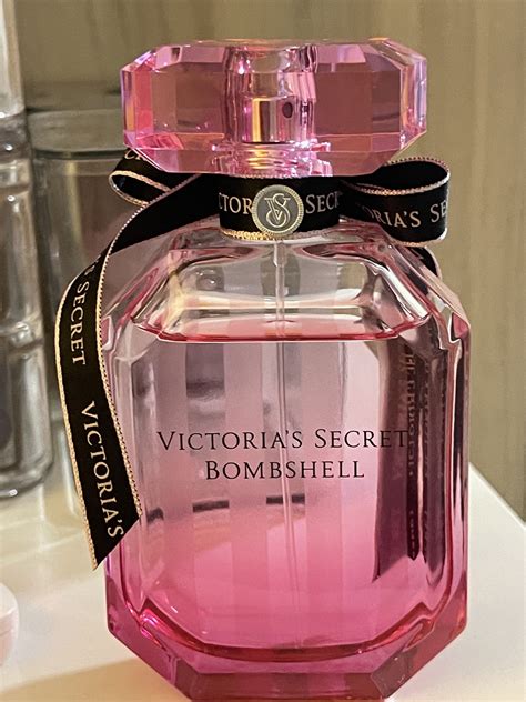 Miniature Perfume Tester 3 ml 5 ml 10 ml - all original n authentic Chloe Chanel Gucci VS ...