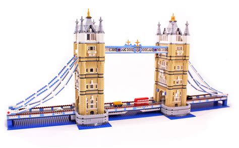 Tower Bridge - LEGO set #10214-1 (Building Sets > Creator)