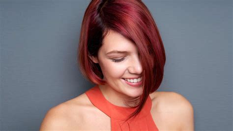 How To Get Cranberry-Colored Hair - L’Oréal Paris