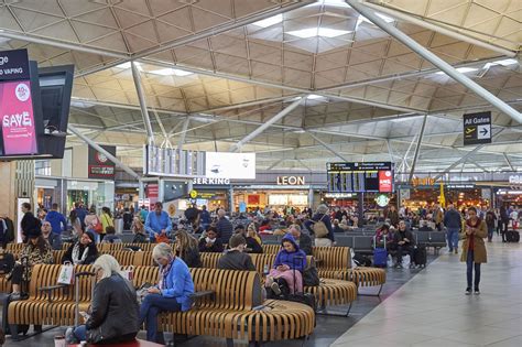 Record breaking year at London Stansted as passenger growth takes off