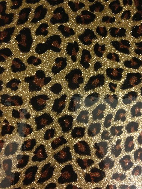 Pin by The Gluten Gal Saga on Wallpaper | Cheetah print wallpaper, Leopard print wallpaper ...