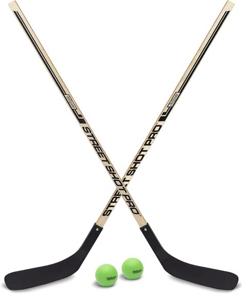 4 Best Street Hockey Sticks for 2022 (Fully Reviewed)