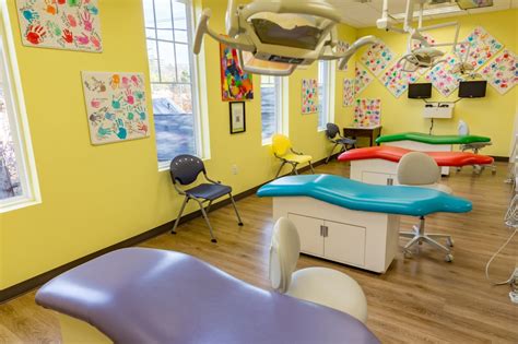 Pediatric & Adolescent Dentistry Birmingham, AL Dental Clinic exam room ...