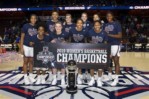 UConn Women's Basketball Wins Sixth Straight American Title - UConn Today