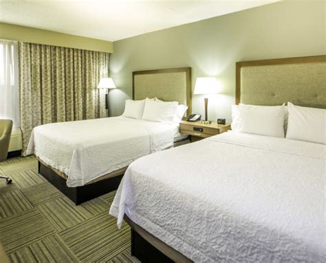 Hampton Inn Philadelphia International Airport | Visit Philadelphia