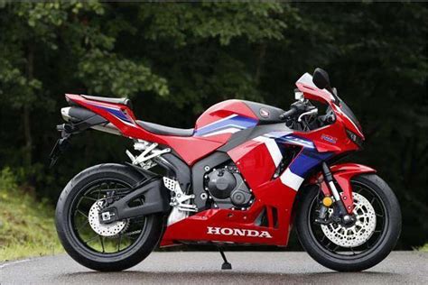 More Photos of the New Honda CBR600RR Emerge - Asphalt & Rubber