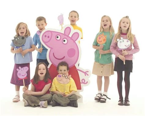 Casts of voices for Peppa Pig!!! Bebe'!!! Love this show, Peppa Pig!!! | Peppa pig, Peppa, Character