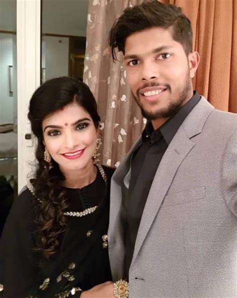 Umesh Yadav Biography, Height, Age, Wife, Family & More - StarsUnfolded