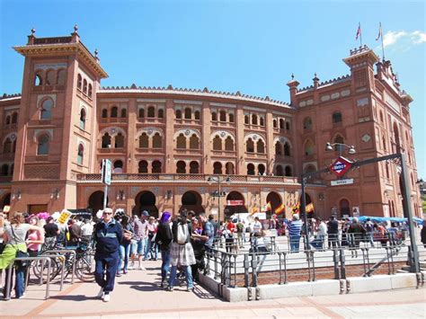 Top 10 Interesting Facts about Plaza del Toros - Discover Walks Blog