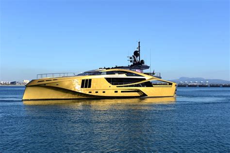 First Palmer Johnson 48M SuperSport KHALILAH — Yacht Charter & Superyacht News