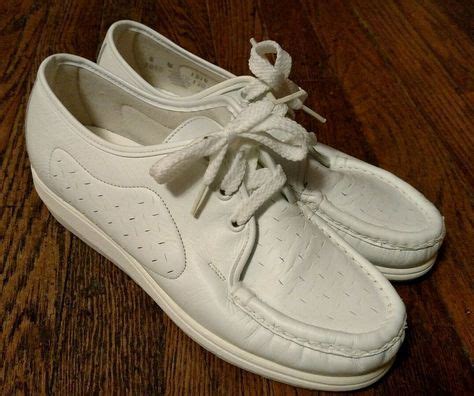 Clinic White Leather Lace Up Nursing Shoes Size 8W #Clinic #NursingShoes