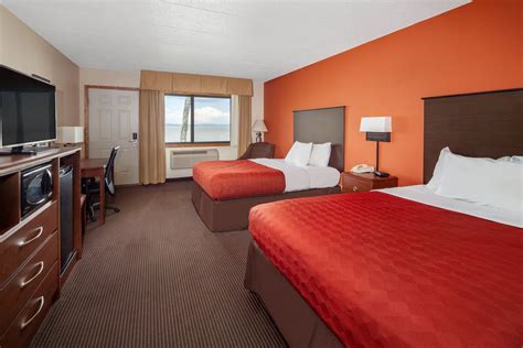 AmericInn by Wyndham Ashland | Ashland, WI Hotels