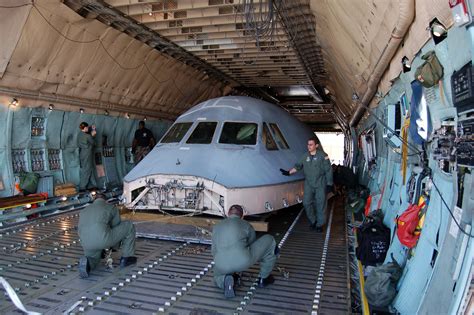 Salvaged flight deck from C-5 mishap becomes tool to prevent future ...
