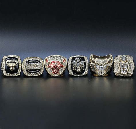 Michael Jordan Chicago Bulls Replica Championship Rings ...