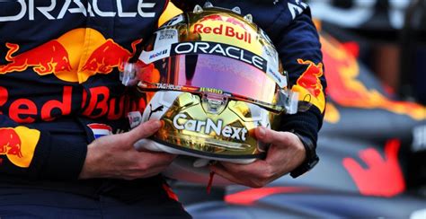 Verstappen unveils new helmet design for 2023 - GPblog