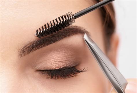 Teinture sourcils 30 min – Semsea-Wellness