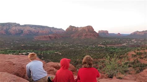 Our Favorite Sunrise in Sedona: Airport Mesa (+Tips for Visiting) - 10 Traveling Feet