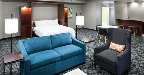 Hilton Garden Inn Nashville Vanderbilt £82. Nashville Hotel Deals & Reviews - KAYAK