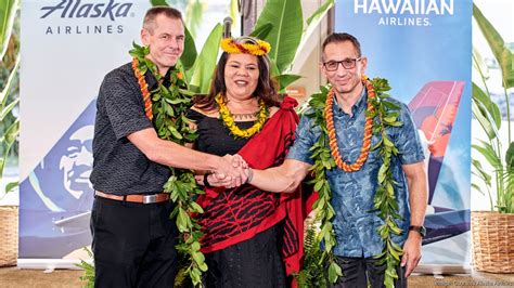 Here's what Alaska Airlines stands to gain from Hawaiian deal - Puget ...