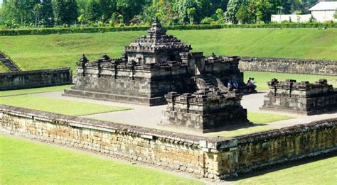 Candi Sambisari | Foto, Lokasi, Rute, Harga Tiket, & Fasilitas