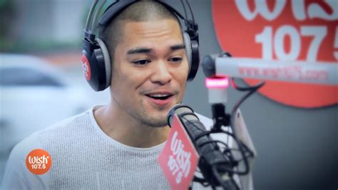 Jay-R sings "Follow Me" LIVE on Wish 107.5 Bus - building barn doors