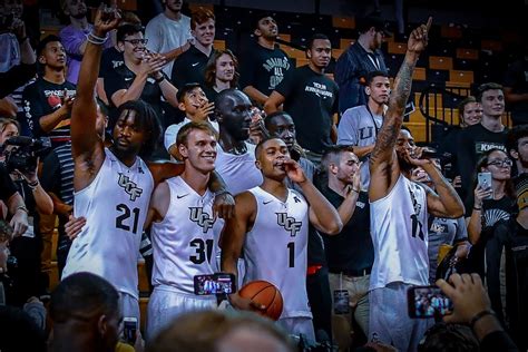 UCF Knights Men’s Basketball All-Decade Team - Black & Gold Banneret